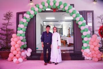 Hình ảnh: Làm phép và Cắt băng Khánh Thành Cộng đoàn Thánh Piô V Mỹ Hội