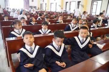 Hình ảnh: Thánh lễ Bế giảng Năm học, Lễ Ra trường và mừng ngày Quốc tế Thiếu Nhi năm 2026 | Mầm Non Tư Thục Bình Minh