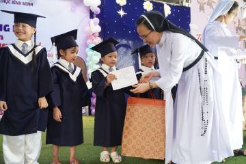 Hình ảnh: Thánh lễ Bế giảng Năm học, Lễ Ra trường và mừng ngày Quốc tế Thiếu Nhi năm 2026 | Mầm Non Tư Thục Bình Minh