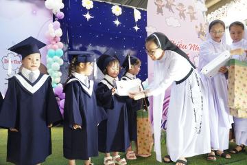 Hình ảnh: Thánh lễ Bế giảng Năm học, Lễ Ra trường và mừng ngày Quốc tế Thiếu Nhi năm 2026 | Mầm Non Tư Thục Bình Minh