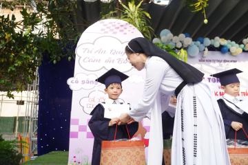 Hình ảnh: Thánh lễ Bế giảng Năm học, Lễ Ra trường và mừng ngày Quốc tế Thiếu Nhi năm 2026 | Mầm Non Tư Thục Bình Minh