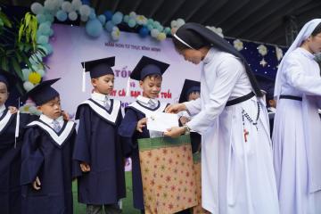 Hình ảnh: Thánh lễ Bế giảng Năm học, Lễ Ra trường và mừng ngày Quốc tế Thiếu Nhi năm 2026 | Mầm Non Tư Thục Bình Minh