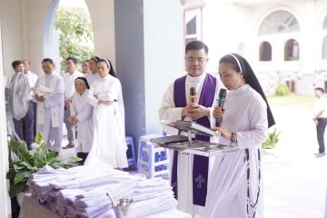 Hình ảnh: Nghi thức Khâm liệm & Thánh lễ cầu nguyện cho Nữ tu Anna Nguyễn Thị Cúc, OP.
