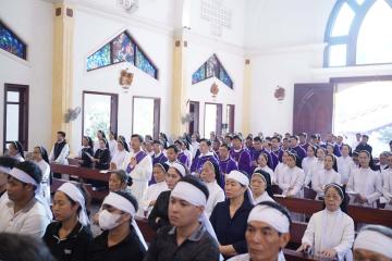 Hình ảnh: Nghi thức Tiễn biệt và Thánh lễ An táng Nữ tu Anna Nguyễn Thị Cúc, OP.