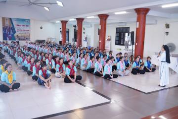 Đại Hội Ơn Gọi năm 2026: Chùm ảnh số 12 - Lượng giá và chia sẻ
