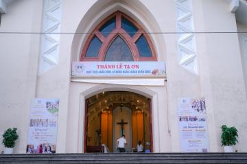 Chùm hình ảnh số 1: Thánh lễ Tạ ơn, Nghi thức Khấn Dòng và mừng Ngân khánh Khấn Dòng năm 2026 (1)