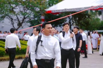 Chùm hình ảnh số 1: Thánh lễ Tạ ơn, Nghi thức Khấn Dòng và mừng Ngân khánh Khấn Dòng năm 2026 (1)