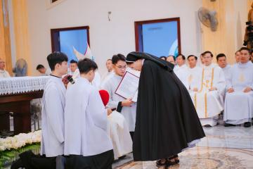 Chùm Hình ảnh số 3: Thánh lễ Tạ ơn, Nghi thức Khấn Dòng và mừng Ngân khánh Khấn Dòng năm 2026 (3)