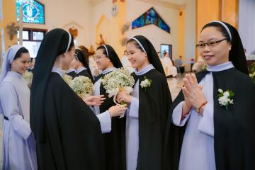 Chùm Hình ảnh số 3: Thánh lễ Tạ ơn, Nghi thức Khấn Dòng và mừng Ngân khánh Khấn Dòng năm 2026 (3)