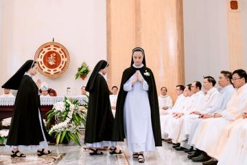 Chùm Hình ảnh số 4: Thánh lễ Tạ ơn, Nghi thức Khấn Dòng và mừng Ngân khánh Khấn Dòng năm 2026 (4)