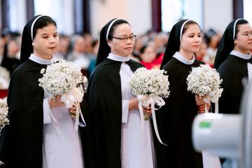 Chùm Hình ảnh số 5: Thánh lễ Tạ ơn, Nghi thức Khấn Dòng và mừng Ngân khánh Khấn Dòng năm 2026 (5)