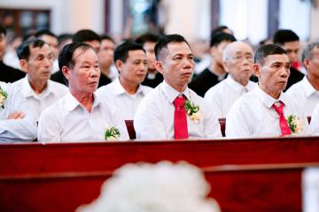 Chùm Hình ảnh số 5: Thánh lễ Tạ ơn, Nghi thức Khấn Dòng và mừng Ngân khánh Khấn Dòng năm 2026 (5)