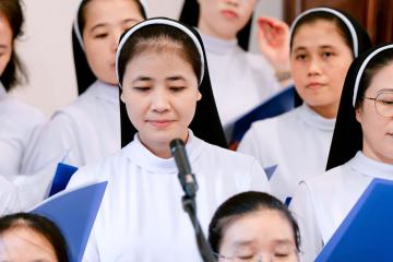 Chùm Hình ảnh số 6: Thánh lễ Tạ ơn, Nghi thức Khấn Dòng và mừng Ngân khánh Khấn Dòng năm 2026 (6)