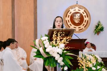Chùm Hình ảnh số 6: Thánh lễ Tạ ơn, Nghi thức Khấn Dòng và mừng Ngân khánh Khấn Dòng năm 2026 (6)