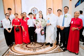 Chùm Hình ảnh số 6: Thánh lễ Tạ ơn, Nghi thức Khấn Dòng và mừng Ngân khánh Khấn Dòng năm 2026 (6)