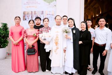 Chùm Hình ảnh số 6: Thánh lễ Tạ ơn, Nghi thức Khấn Dòng và mừng Ngân khánh Khấn Dòng năm 2026 (6)