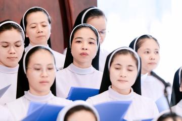 Chùm Hình ảnh số 7: Thánh lễ Tạ ơn, Nghi thức Khấn Dòng và mừng Ngân khánh Khấn Dòng năm 2026 (7)