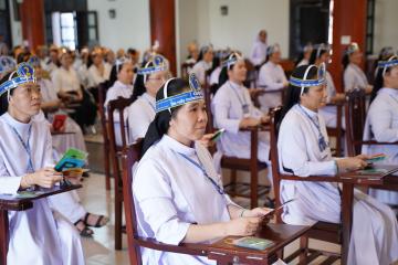 Hình ảnh 1: Cuộc thi Chung kết Tìm hiểu Tin mừng Mát thêu