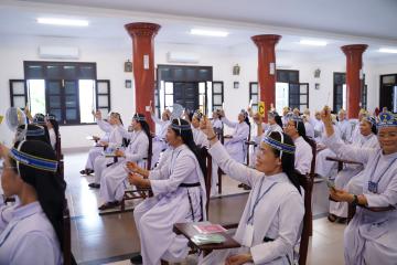 Hình ảnh 1: Cuộc thi Chung kết Tìm hiểu Tin mừng Mát thêu