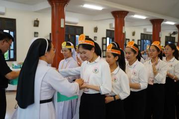 Hình ảnh 2: Cuộc thi Chung kết Tìm hiểu Tin mừng Mát thêu